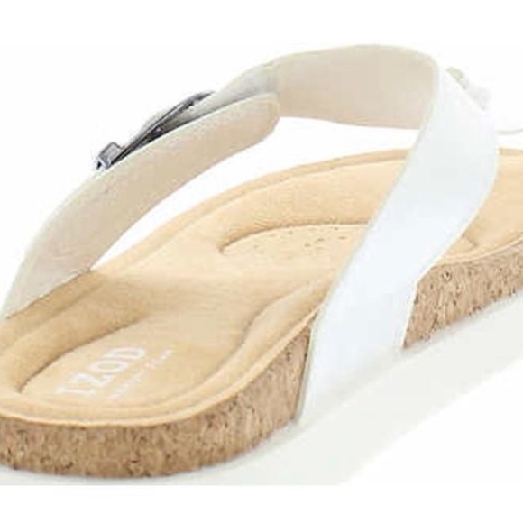 Izod Ladies' Size 8, Charcy Strap Sandal, White NEW SHIPS WITH BOX - Picture 3 of 4